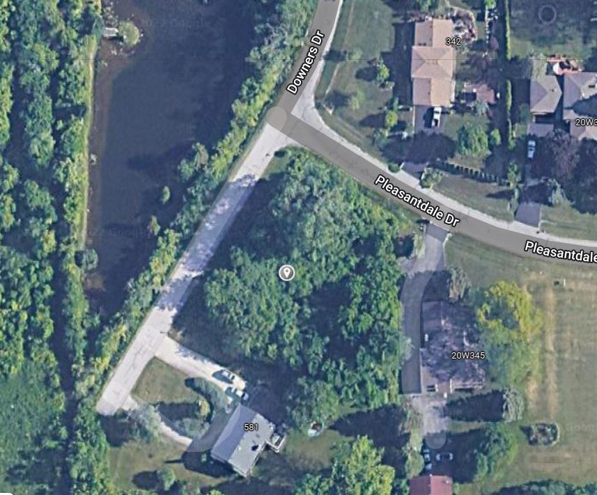 20W227 Pleasantdale Drive Lemont IL 60439