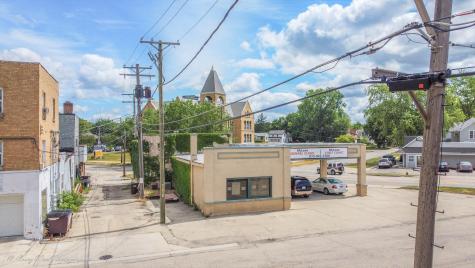 400 North Division Street Harvard IL 60033