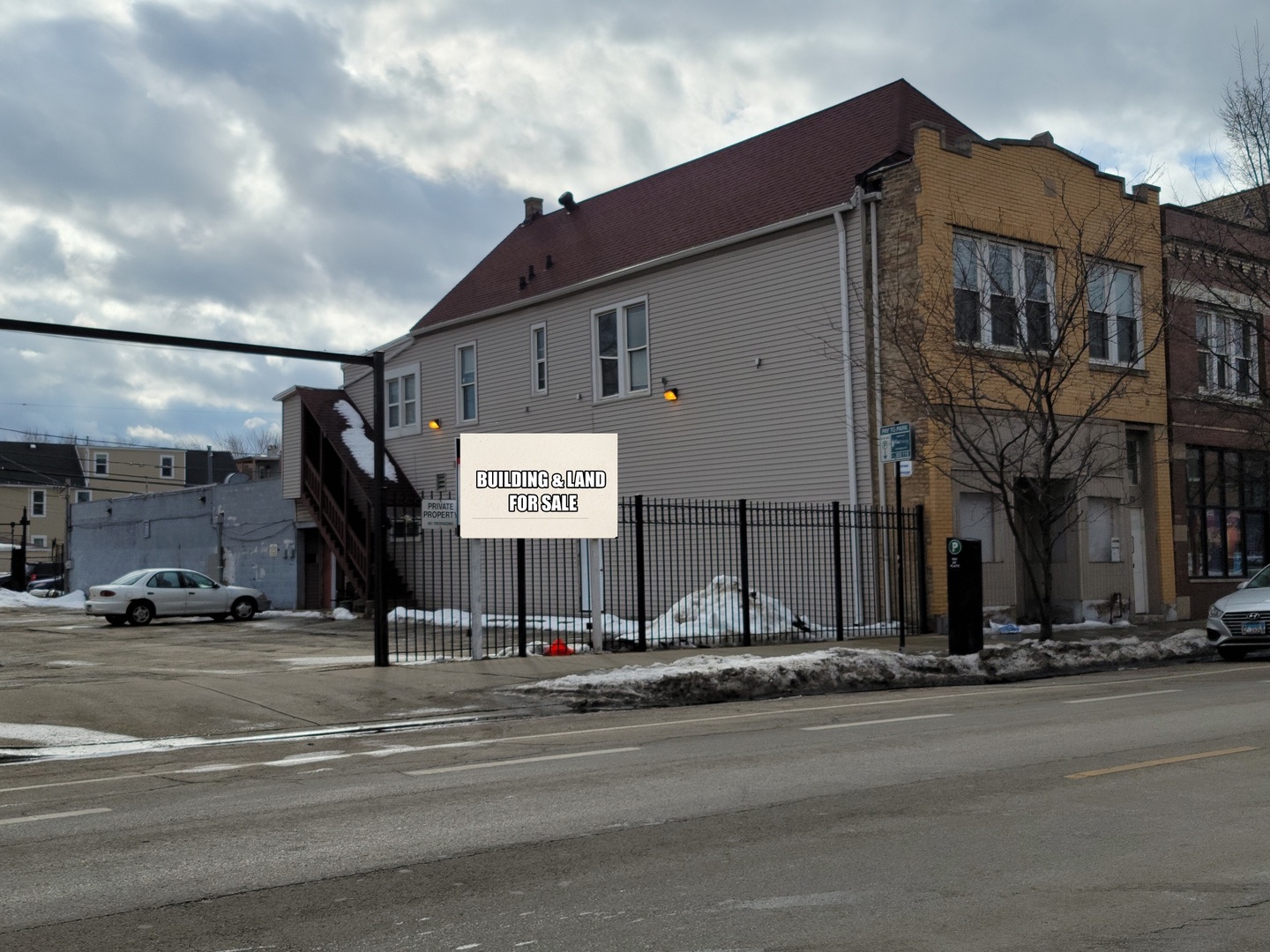 3265 West Armitage Avenue Chicago IL 60647