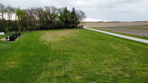 1882 North 2270 East Road Watseka IL 60970