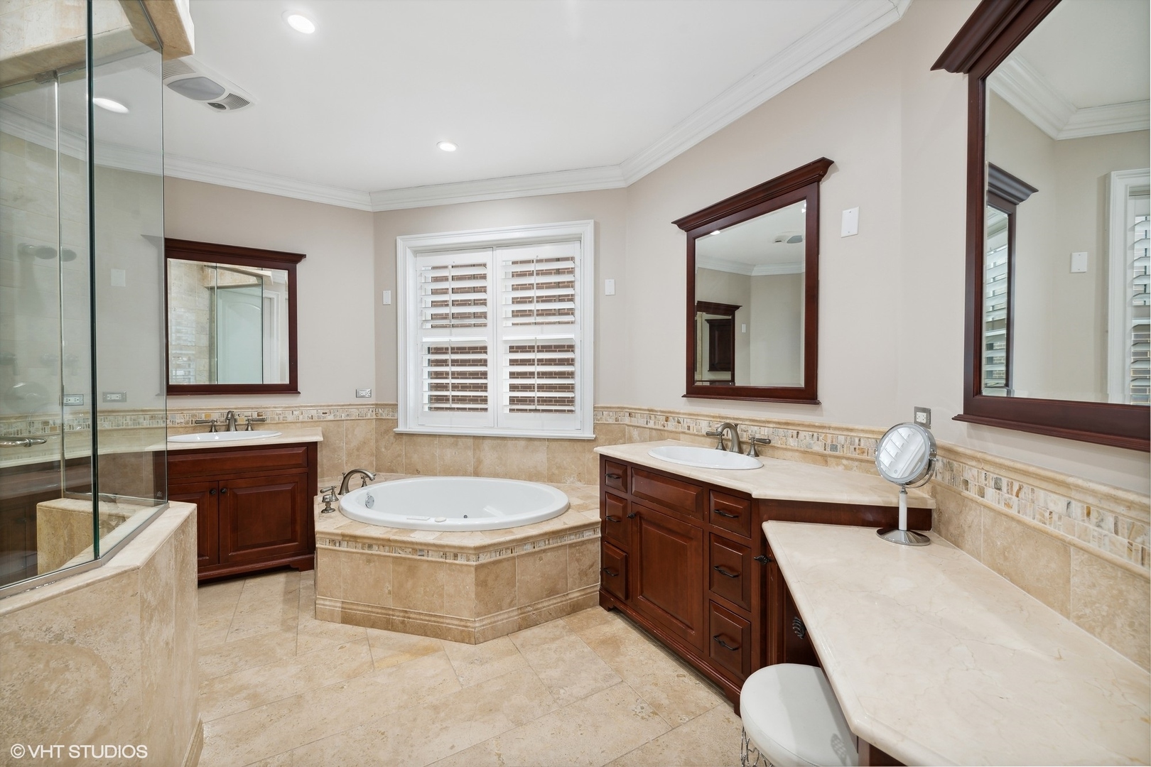 1515 North North Park Avenue Chicago IL 60610