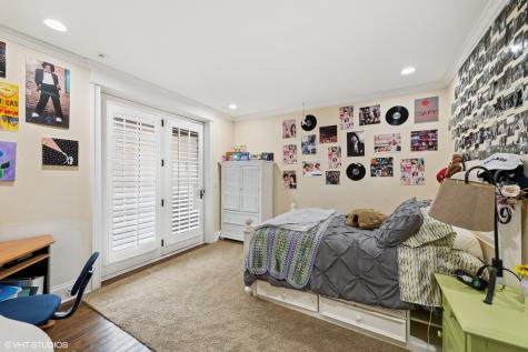1515 North North Park Avenue Chicago IL 60610