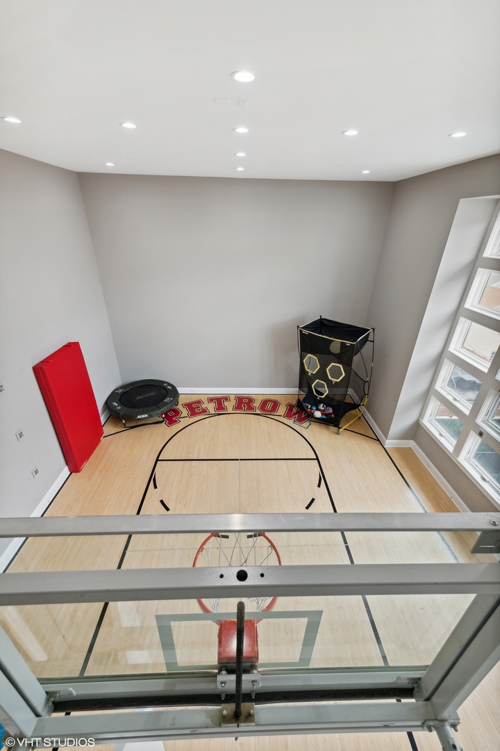1515 North North Park Avenue Chicago IL 60610