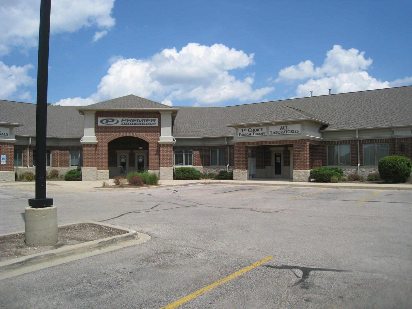 1449 Merchant Drive Algonquin IL 60102