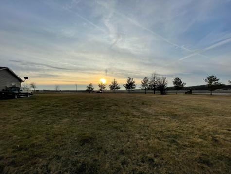 16 Nightingale Circle Camargo IL 61919