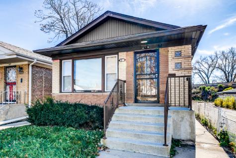 425 East 91st Place Chicago IL 60619