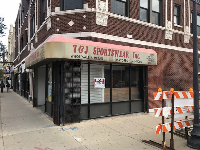 3259 West Lawrence Avenue Chicago IL 60625