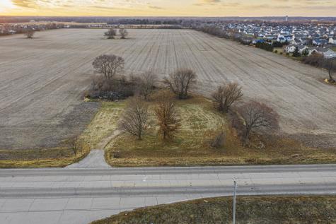 15432 Willowbrook Road South Beloit IL 61080