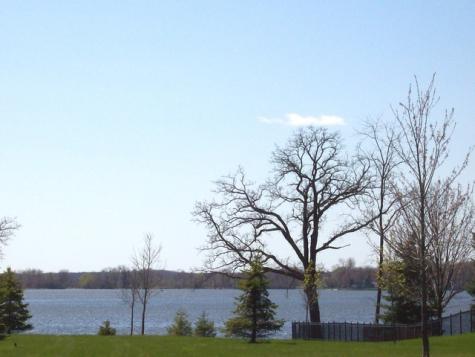 1137 Oak Point Court Antioch IL 60002
