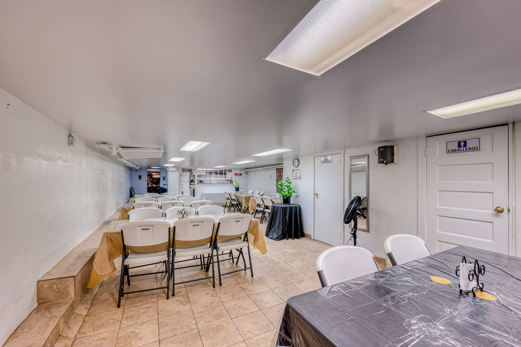1457 West Blackhawk Street Chicago IL 60642