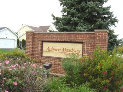 1896 East Vista Terrace Lindenhurst IL 60046