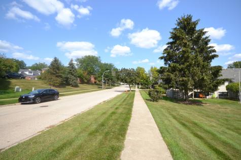 Lot 1 Highland Springs Drive Elgin IL 60123