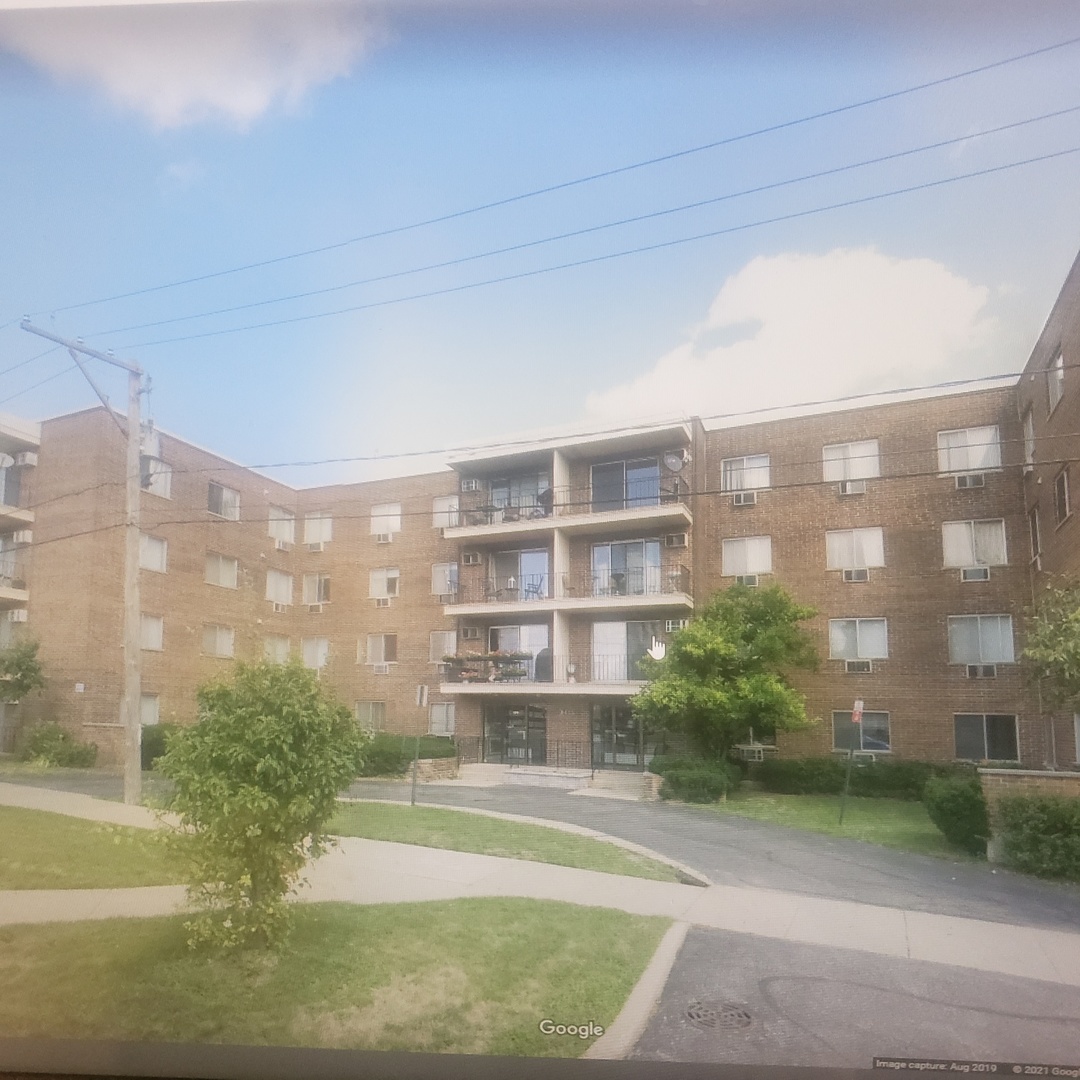 9445 Kenton Avenue Skokie IL 60076