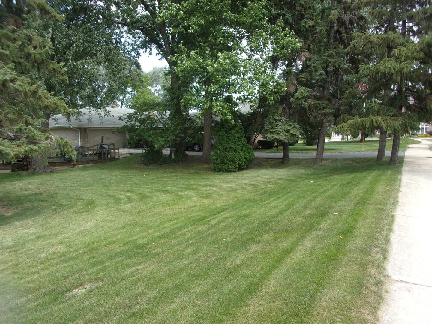 232 Eastgate Road Lombard IL 60148