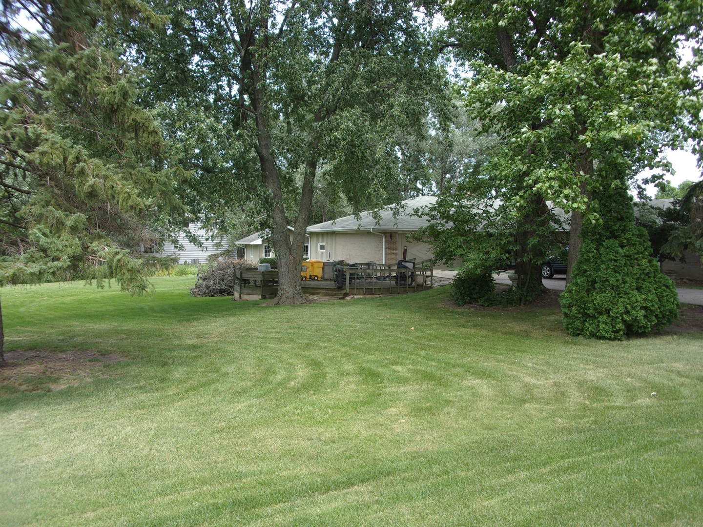 232 Eastgate Road Lombard IL 60148