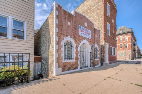 1457 West Blackhawk Street Chicago IL 60642