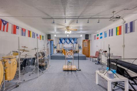 1457 West Blackhawk Street Chicago IL 60642